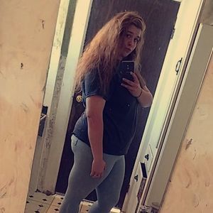 Meet your Posher, Toni